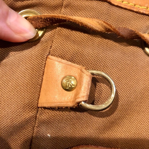 (SOLD) Louis Vuitton Montsouris MM - Picture 12 of 13